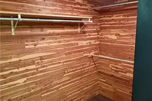 2240 W Woodlawn St, South Whitehall Township, PA 18104 - Photo 27