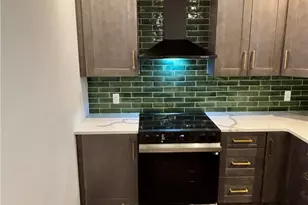 2240 W Woodlawn St, South Whitehall Township, PA 18104 - Photo 9