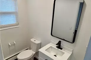 2240 W Woodlawn St, South Whitehall Township, PA 18104 - Photo 15