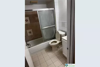 624 Lafayette Street N, Allentown City, PA 18104 - Photo 7