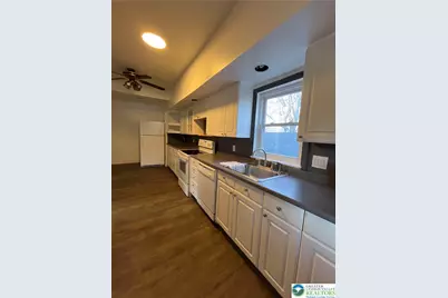 485 Walnut Street #Main House, Slatington Boro, PA 18080 - Photo 5