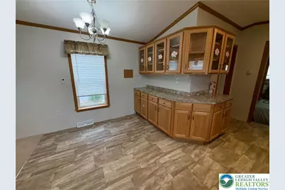 3267 2nd Avenue, North Whitehall Township, PA 18069 - Photo 7