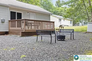16 Poplar Dr, Penn Forrest, PA 18229 - Photo 5