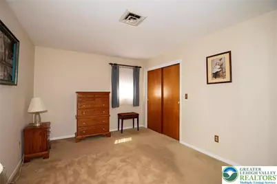 1051 N 10th Street, Whitehall Township, PA 18052 - Photo 17