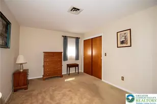 1051 N 10th St, Whitehall Township, PA 18052 - Photo 17