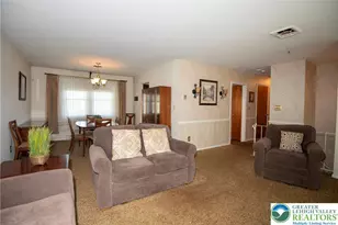 1051 N 10th St, Whitehall Township, PA 18052 - Photo 9