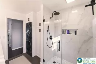 3220 Carbon St, Whitehall Township, PA 18052 - Photo 15