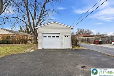 2219 Fuller Street, Whitehall Township, PA 18052 - Photo 7