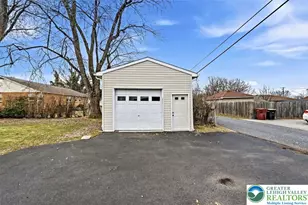 2219 Fuller St, Whitehall Township, PA 18052 - Photo 7