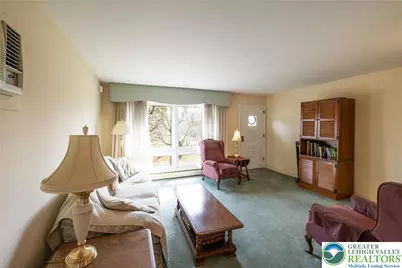 5556 Park Valley Road, North Whitehall Township, PA 18078 - Photo 9