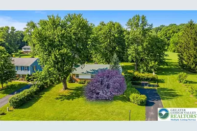 5556 Park Valley Road, North Whitehall Township, PA 18078 - Photo 3