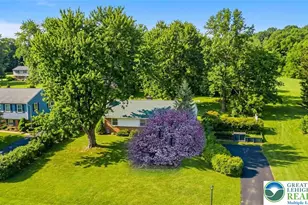 5556 Park Valley Rd, North Whitehall Township, PA 18078 - Photo 3