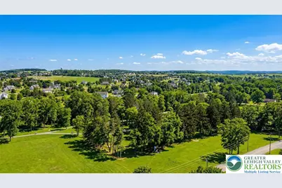 5556 Park Valley Road, North Whitehall Township, PA 18078 - Photo 33