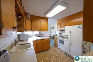 5556 Park Valley Rd, North Whitehall Township, PA 18078 - Photo 13