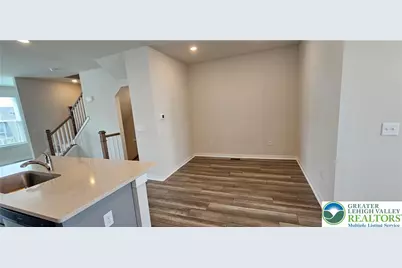 7509 Clayton Avenue, Upper Saucon Township, PA 18036 - Photo 11