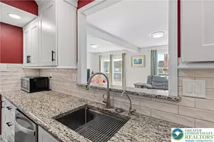 671 Daisy Ln, Pennsburg Boro, PA 18073 - Photo 9