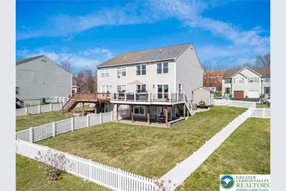 671 Daisy Lane, Pennsburg Boro, PA 18073 - Photo 3