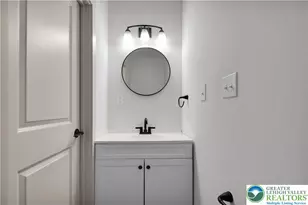 2322 Lehigh Ave N, Whitehall Township, PA 18052 - Photo 21