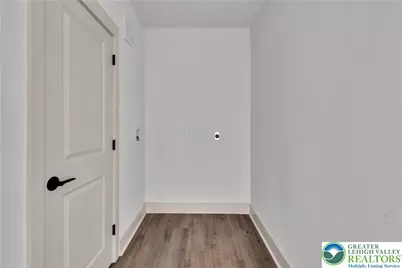 2322 Lehigh Avenue N, Whitehall Township, PA 18052 - Photo 19