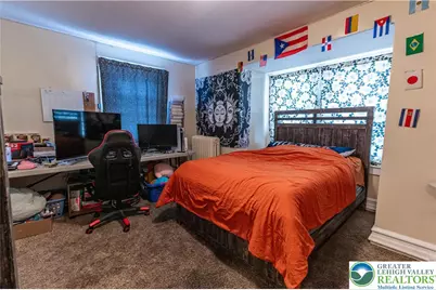 920 S 8th Street, Allentown City, PA 18103 - Photo 33