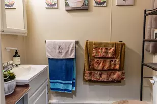 920 S 8th St, Allentown City, PA 18103 - Photo 17