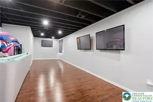 9581 Sleepy Hollow Ln, Upper Macungie Township, PA 18031 - Photo 31