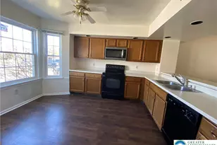 104 Freedom Ct, Bethlehem Township, PA 18020 - Photo 5