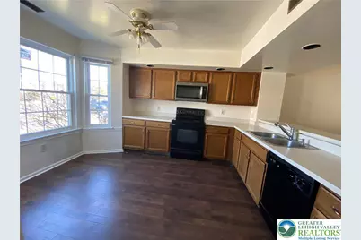 104 Freedom Court, Bethlehem Township, PA 18020 - Photo 3