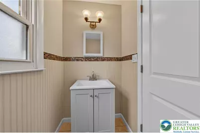 1320 Little Lehigh Drive S, Emmaus Boro, PA 18049 - Photo 39