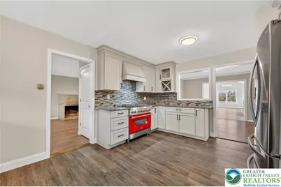 1320 Little Lehigh Drive S, Emmaus Boro, PA 18049 - Photo 11