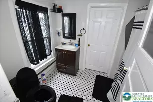 26 7th St, Easton, PA 18042 - Photo 11