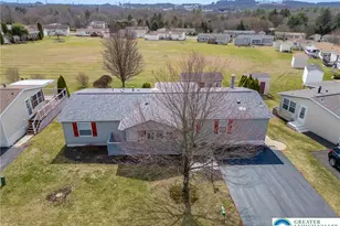 4165 Bunker Hill Ln W, Lehigh Township, PA 18088 - Photo 3