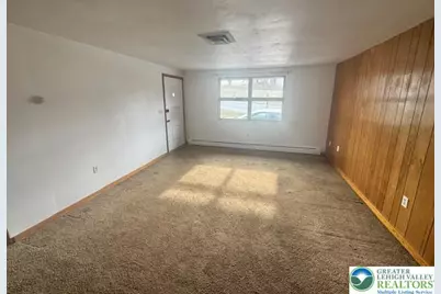 2563 Gap View Road #Apt 1 "2565", Slatington Boro, PA 18080 - Photo 5