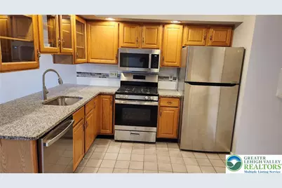 364 Biondo Court, Bethlehem, PA 18017 - Photo 3