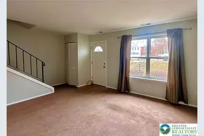 53 Eisenhower Circle, Whitehall Township, PA 18052 - Photo 3