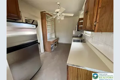 919 S Poplar Street, Allentown City, PA 18103 - Photo 5