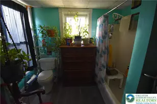 22 S Raspberry St, Easton, PA 18042 - Photo 7