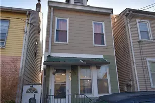 22 Raspberry St, Easton, PA 18042 - Photo 1