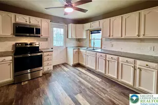 226 Lackawanna Ave, Avoca, PA 18641 - Photo 7