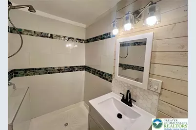 226 Lackawanna Avenue, Avoca, PA 18641 - Photo 3
