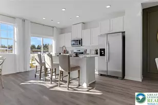 8212 Alexander Ct, Upper Macungie Township, PA 18031 - Photo 7