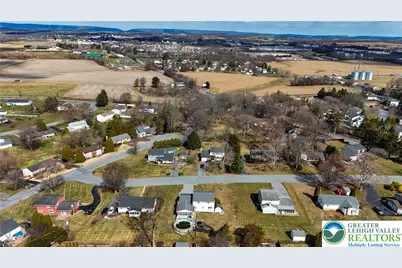 517 Apple Hill Drive, Forks Twp, PA 18040 - Photo 33