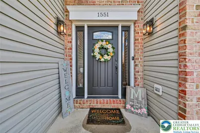 1551 Thornwood View N, Forks Twp, PA 18040 - Photo 3