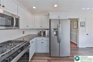 1551 Thornwood View N, Forks Twp, PA 18040 - Photo 9