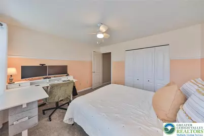 1551 Thornwood View N, Forks Twp, PA 18040 - Photo 47