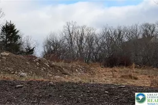 38 Hampton Dr, Upper Mt Bethel Twp, PA 18343 - Photo 3