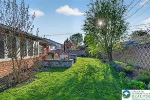 1933 Johnston Dr, Bethlehem City, PA 18017 - Photo 33