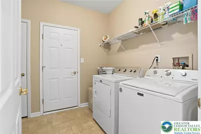 1944 Kingsview Road, Lower Macungie Township, PA 18062 - Photo 17