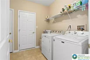 1944 Kingsview Rd, Lower Macungie Township, PA 18062 - Photo 17