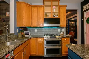 6310 Candle Pl, Upper Saucon Township, PA 18036 - Photo 17